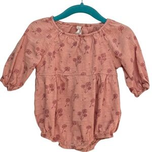 Vingette Baby Girl Pink Floral Pattern One Piece Bodysuit. 12-18 Months.